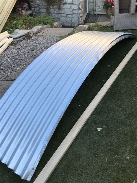 curved roofing sheets near me